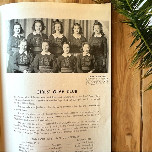 VINTAGE 1941 Bowenite Yearbook - Bowen High School, Chicago - Retro / Nostalgia - Picture 8 of 14